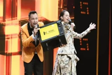 Raffi Ahmad Raih Penghargaan...