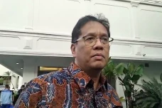 Diprotes Gubernur se-Indonesia,...