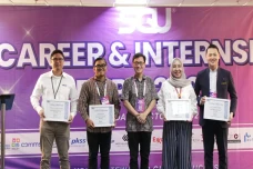Ratusan Mahasiswa dan...