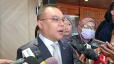 Sangkal Dana Reses DPR...