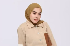 Kasus Foto Siomay Berlanjut,...