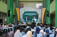 Cak Udin: Santri Memiliki...