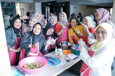 Pelatihan Pempek dan...