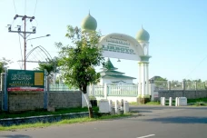 Profil Ponpes Lirboyo,...