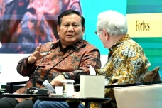 Presiden Prabowo Targetkan...