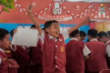 Kontribusi Sosial Strategi...
