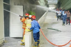 Kebakaran Melanda Ruang...