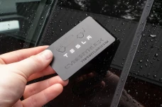 Konsumen Menjerit: Tesla...