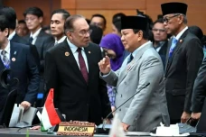 Prabowo Ingatkan ASEAN...