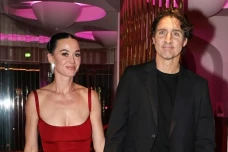 Katy Perry Resmi Pacaran...