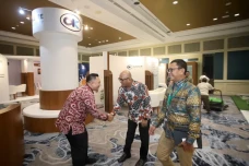 Ajang Memperkuat Jejaring...