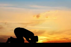 Susah Bangun dan Salat...