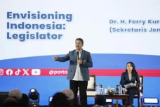 Sekjen Partai Perindo...