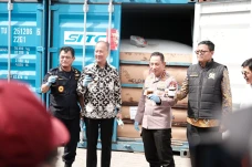 Bongkar Pelanggaran...