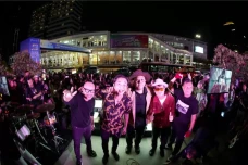 Padi Reborn Gelar Live...