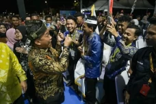 Generasi Muda Dukung...