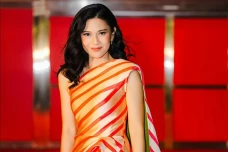 5 Selebritis yang Berdarah...