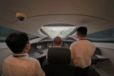 Perbandingan Biaya Kereta...