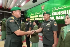7 Perwira Tinggi TNI...