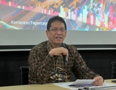 Purbaya Ngotot Tak Mau...