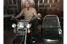 Ahmad Dhani Jajal Motor...