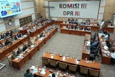 DPR Sepakat Bentuk Panja...