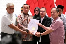 Prabowo Rehabilitasi...