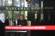 Arsul Sani Kuliah di...