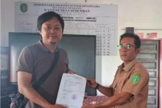 Akses Internet di Desa-desa...