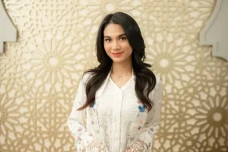 Azizah Salsha Dianggap...
