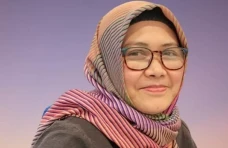 Guru di Era AI dan Tantangan...