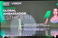 Esther Yu Puny Hobi...