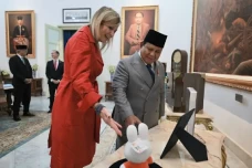 Prabowo dan Ratu Máxima...