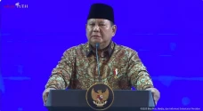 Prabowo Sambut Tamu...