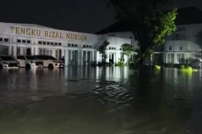 Rumah Dinas Gubernur...