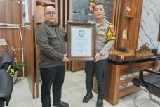 Dedikasi dalam Pelayanan...