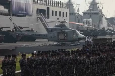 TNI AL Kerahkan 5 Helikopter...
