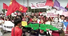 Tuntut Presiden Marcos...