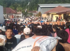 Gudang di Sibolga Dijarah...