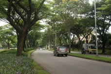 Lippo Cikarang Perkuat...