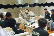 Terima Kunjungan Perantau...
