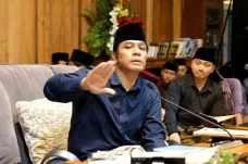 Bencana Sumatera, Gus...
