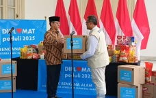 Kemlu Kirim Bantuan...