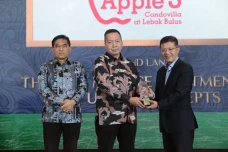 Apple 3 Condovilla Raih...