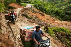 Gotong Royong Bersama...