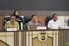 Kemenhut dan Polda Lampung...