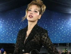 Lisa BLACKPINK Jadi...