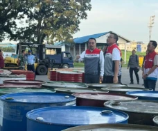 Dirut Pertamina Tinjau...