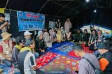 Kemendiktisaintek Dorong...