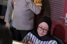 Polda Metro Jaya Telusuri...